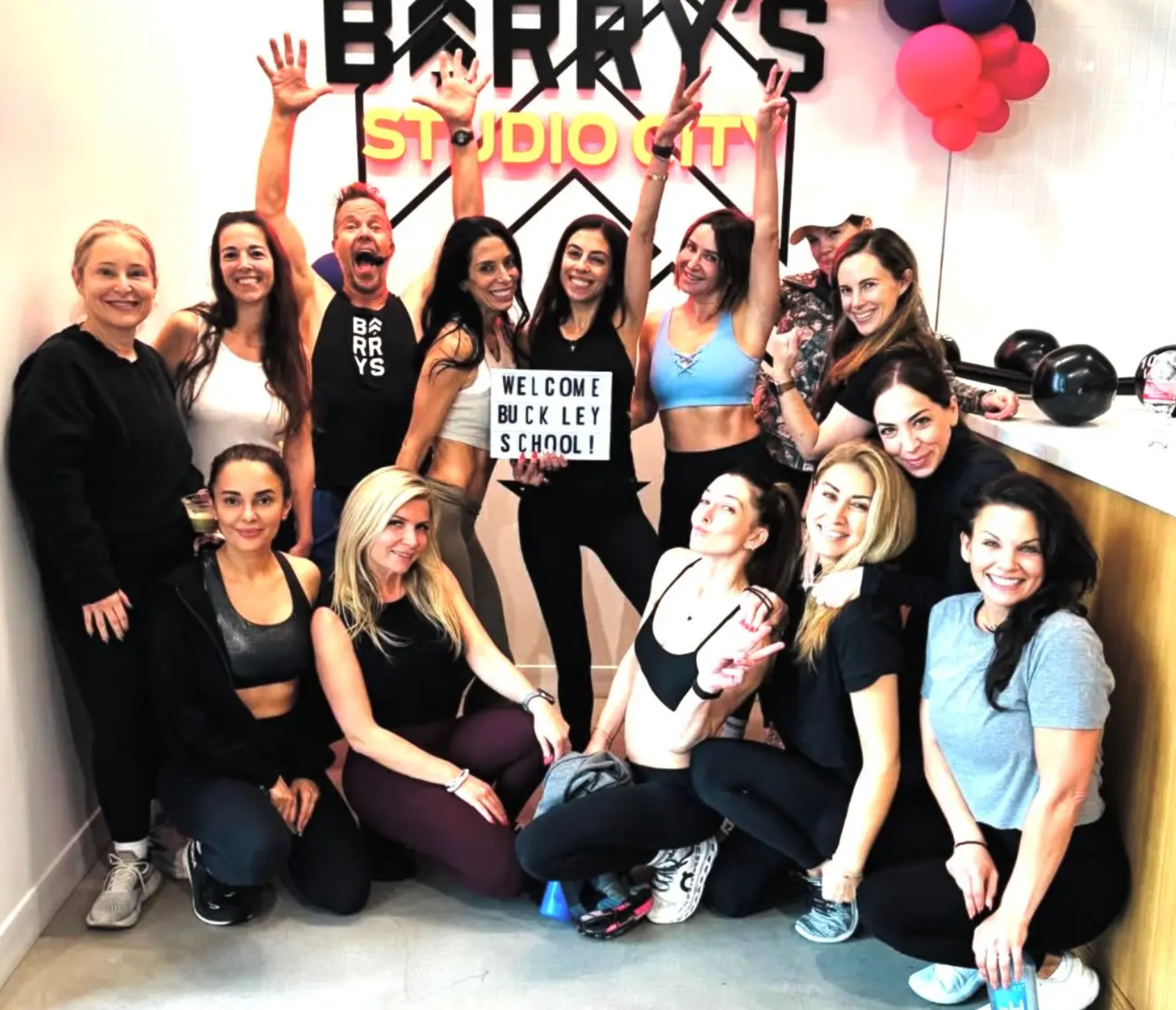 کتاب مهمانی